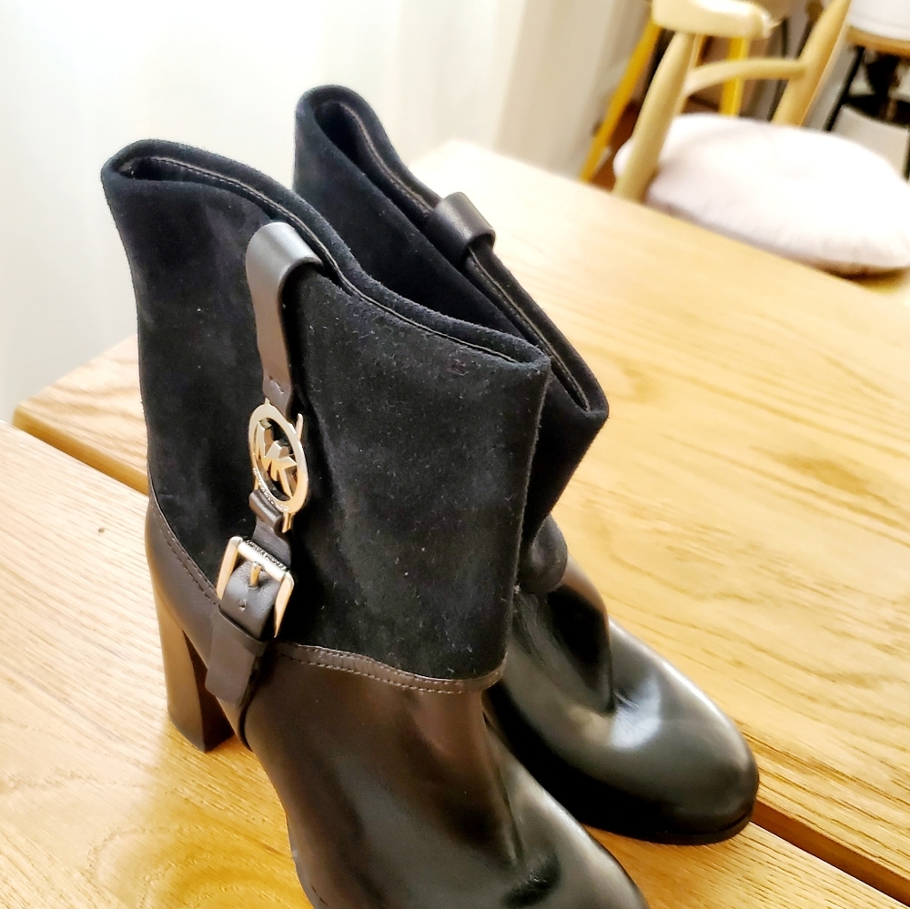 Michael Kors Black Leather and Suede Boots